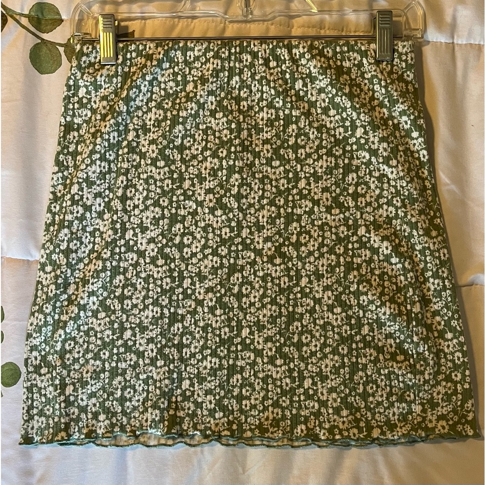 Live to Be Spoiled Green Floral Mini-Skirt
